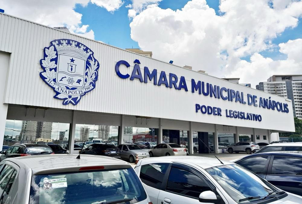 Lei que restringe uso de celulares nas escolas de Anápolis é sancionada
