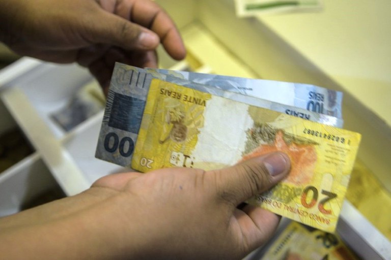 Crédito do Trabalhador já movimenta R$ 380 milhões em Goiás