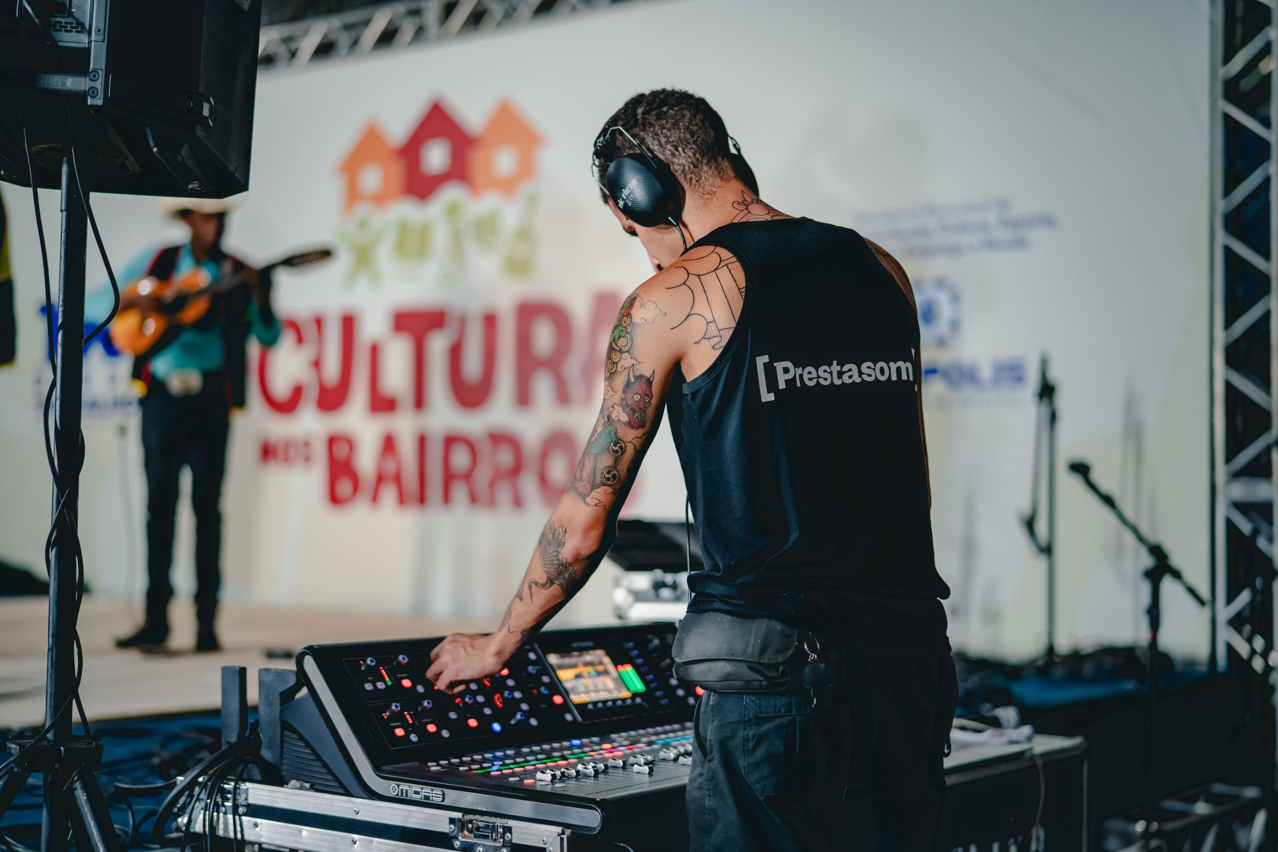Feira cultural leva música, poesia e criatividade ao Bairro de Lourdes nesta terça (13)