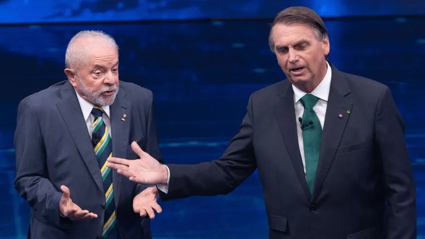 Lula e Bolsonaro: brasileiros comparam desempenho em áreas-chave