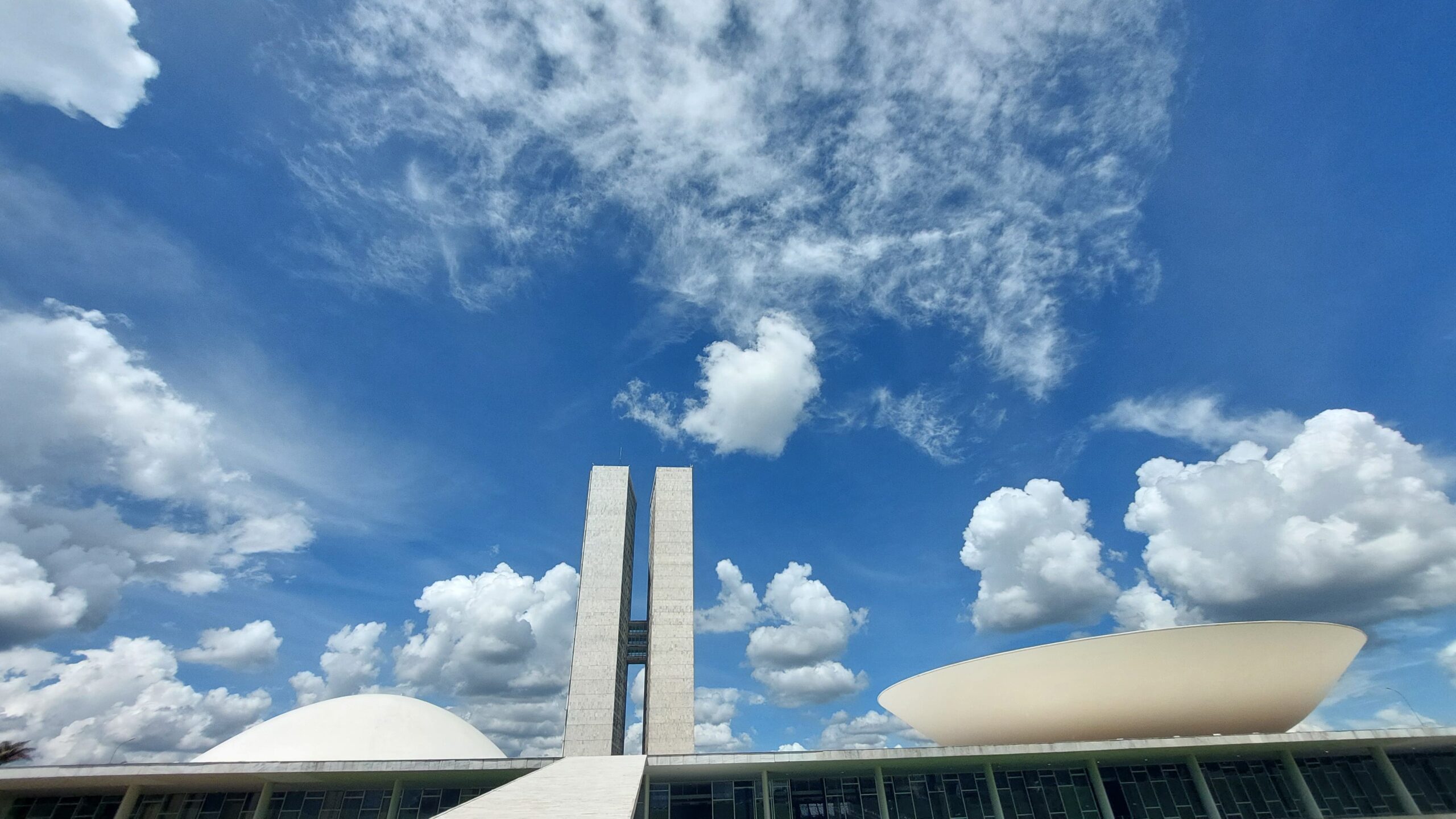 vetos presidenciais estudantes deputados goianos PL Anistia limite de faturamente do MEI Congresso Nacional Brasília Carlos Nathan