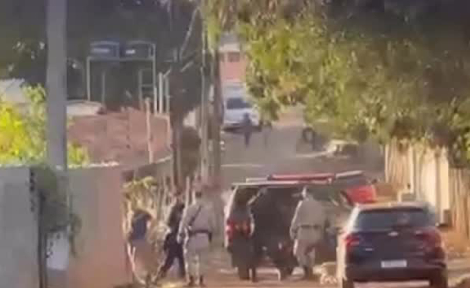 Homem é preso após assassinar companheira com mais de 15 facadas em Leopoldo de Bulhões