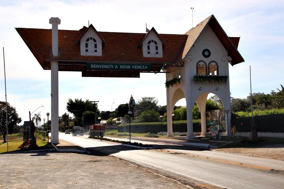 Coronel Adailton apresenta projeto que inclui a 'Semana Cultural da Italianidade' no calendário de Goiás