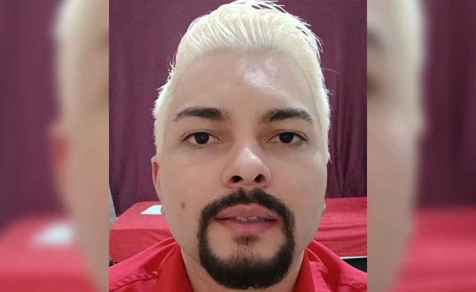 Entenda a polêmica envolvendo cantor impedido de se apresentar em igreja de Anápolis por conta da cor do cabelo