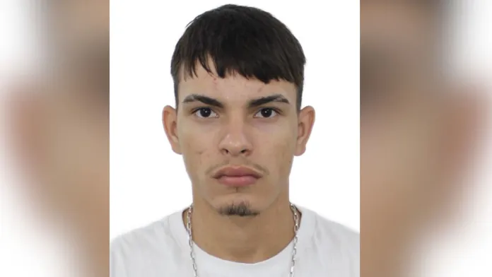 Felipe Teixeira de Souza tinha 19 anos, que trafegava pela região do Distrito Agroindustrial de Anápolis (Daia), próximo à GO-330, morreu após ser atropelado por um caminhão