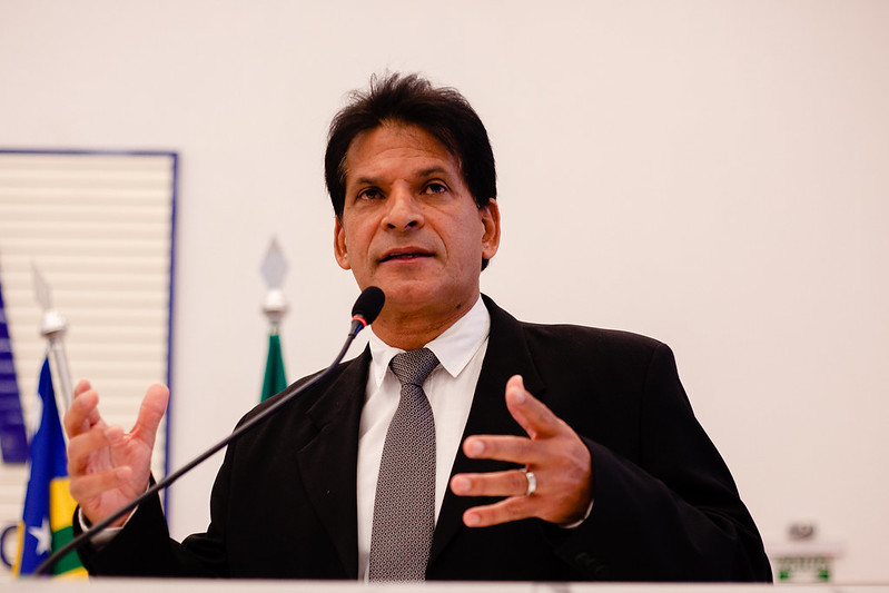 Vereador pede fundo para estudantes de Anápolis, mas imprensa é ignorada e projetos seguem sem apoio