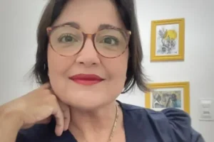 crianças redes sociais professora