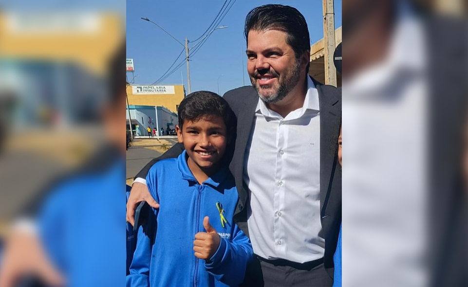 Márcio Corrêa sanciona a Lei João Victor, que obriga empresas a alinhar fios e retirar cabos inutilizados em Anápolis