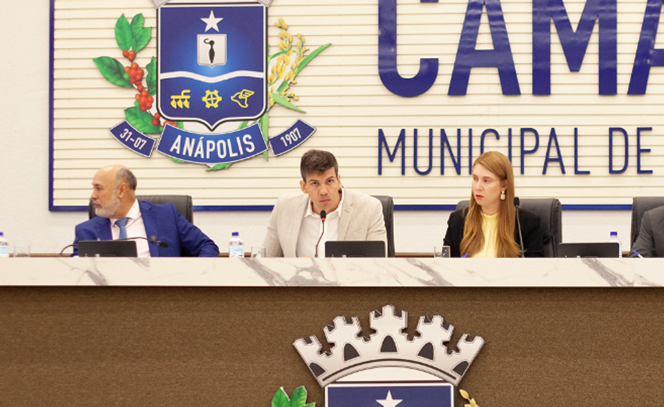 Pedro Sales apresenta balanço de R$ 90 milhões em obras em Anápolis e justifica situação do Aeroposto de Cargas