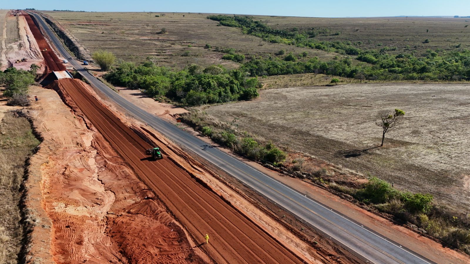 Fundeinfra duplica trecho da GO-139 na ligação de Piracanjuba a Caldas Novas - Foto: Silvano Vital