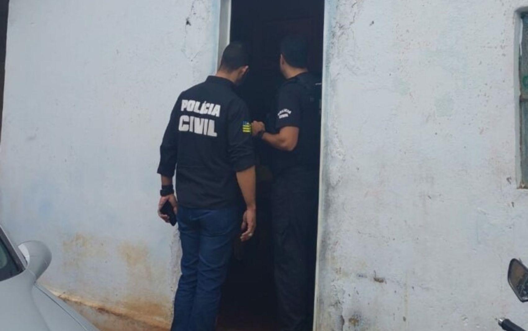 Homem é preso em Anápolis com mais de 400 arquivos de exploração sexual infantil
