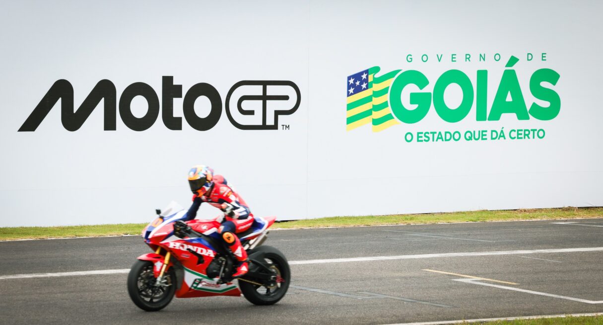 MotoGP_Cristiano-Borges-1215x654