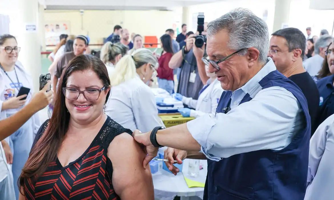 Vacinação Contra Dengue