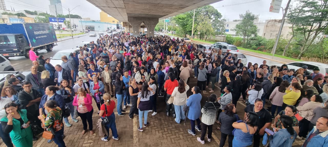 Professores da rede municipal rejeitam contraproposta da Prefeitura de Anápolis em assembleia conjunta