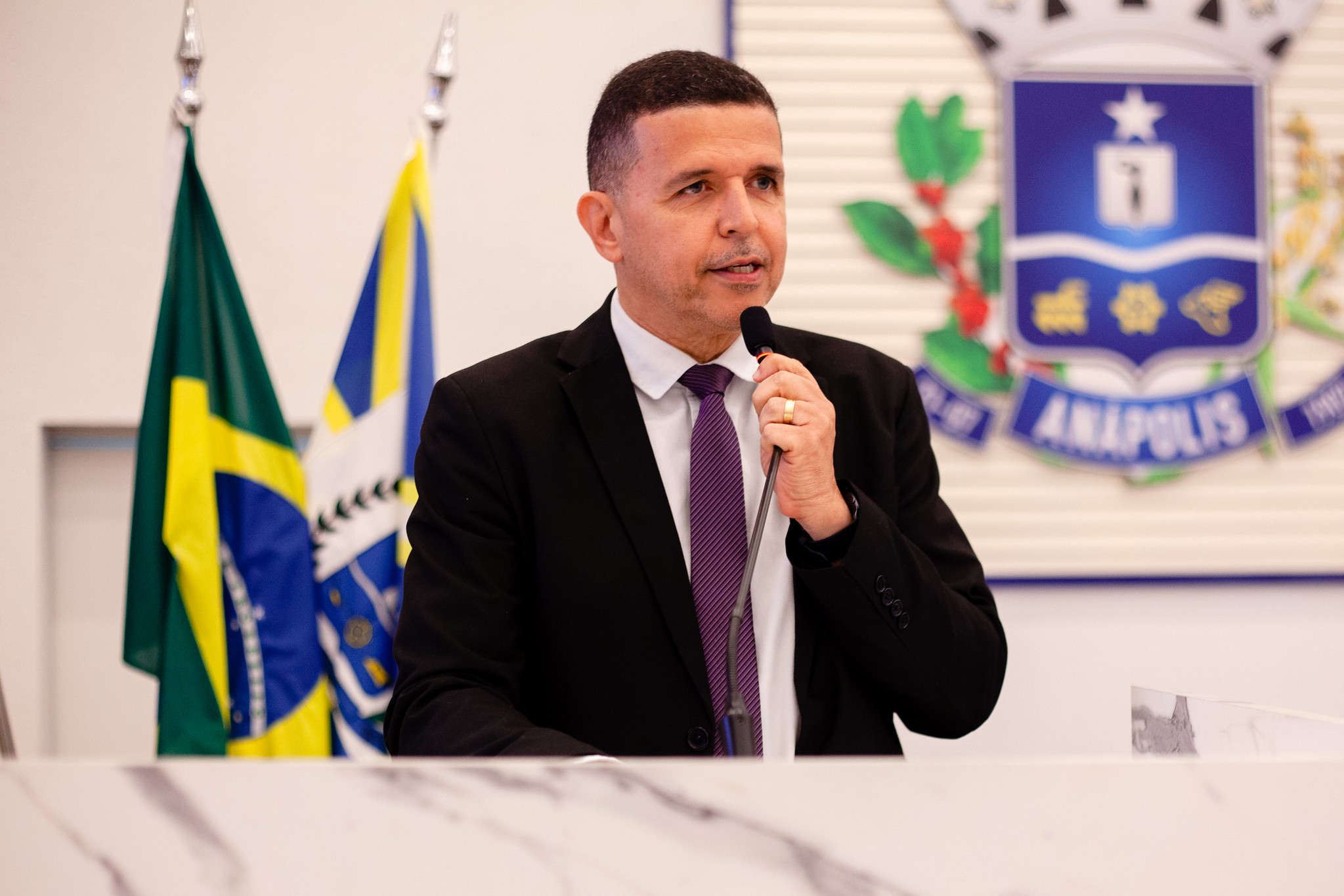Wederson Lopes diz que esquerda no governo é volta dos grandes escândalos e que sente saudades de Bolsonaro