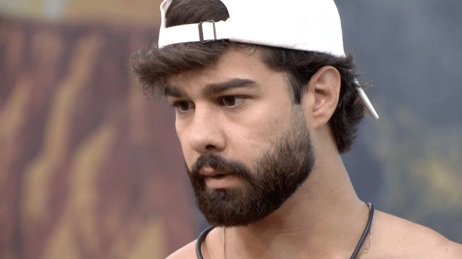 bbb-26-paulo-augusto-foi-desclassificado-do-reality-show-1769814317940_v2_900x506